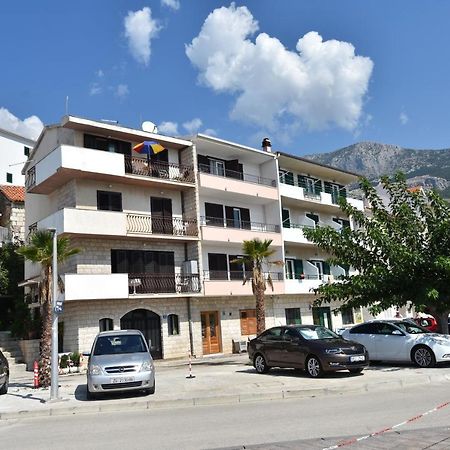 Villa Nede Подгора Екстериор снимка