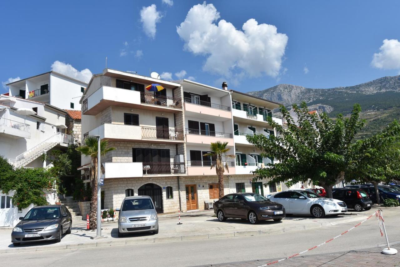 Villa Nede Подгора Екстериор снимка